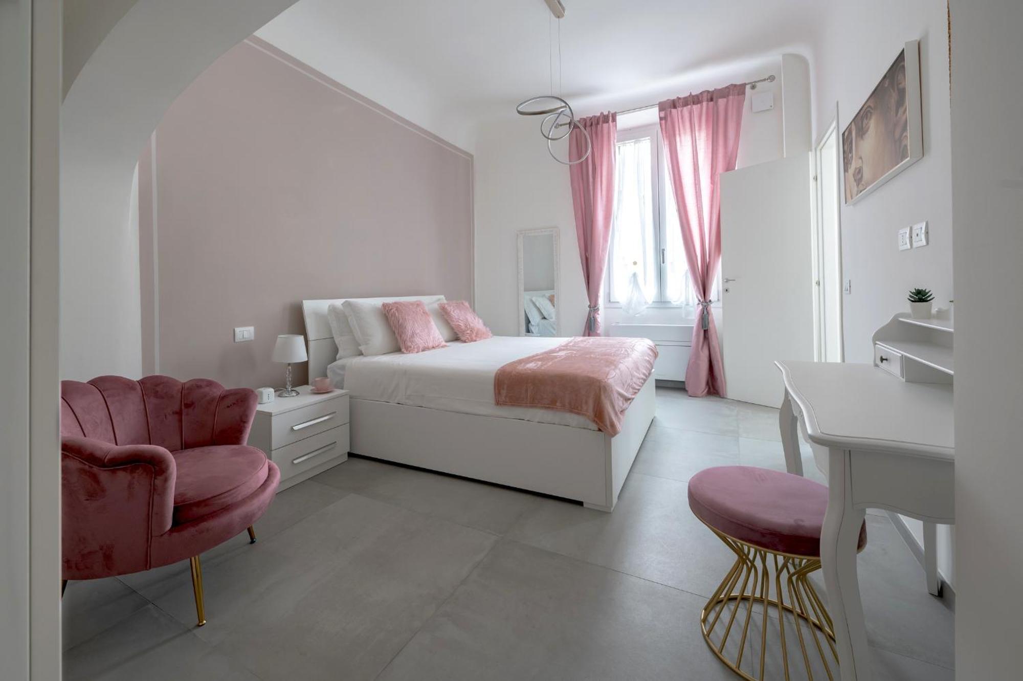 Via Ponte Alle Mosse, 19 - Florence Charming Apartments - A Chic, Newly Renovated Apartment Near Tram Leopolda, A Few Min From Downtown Esterno foto
