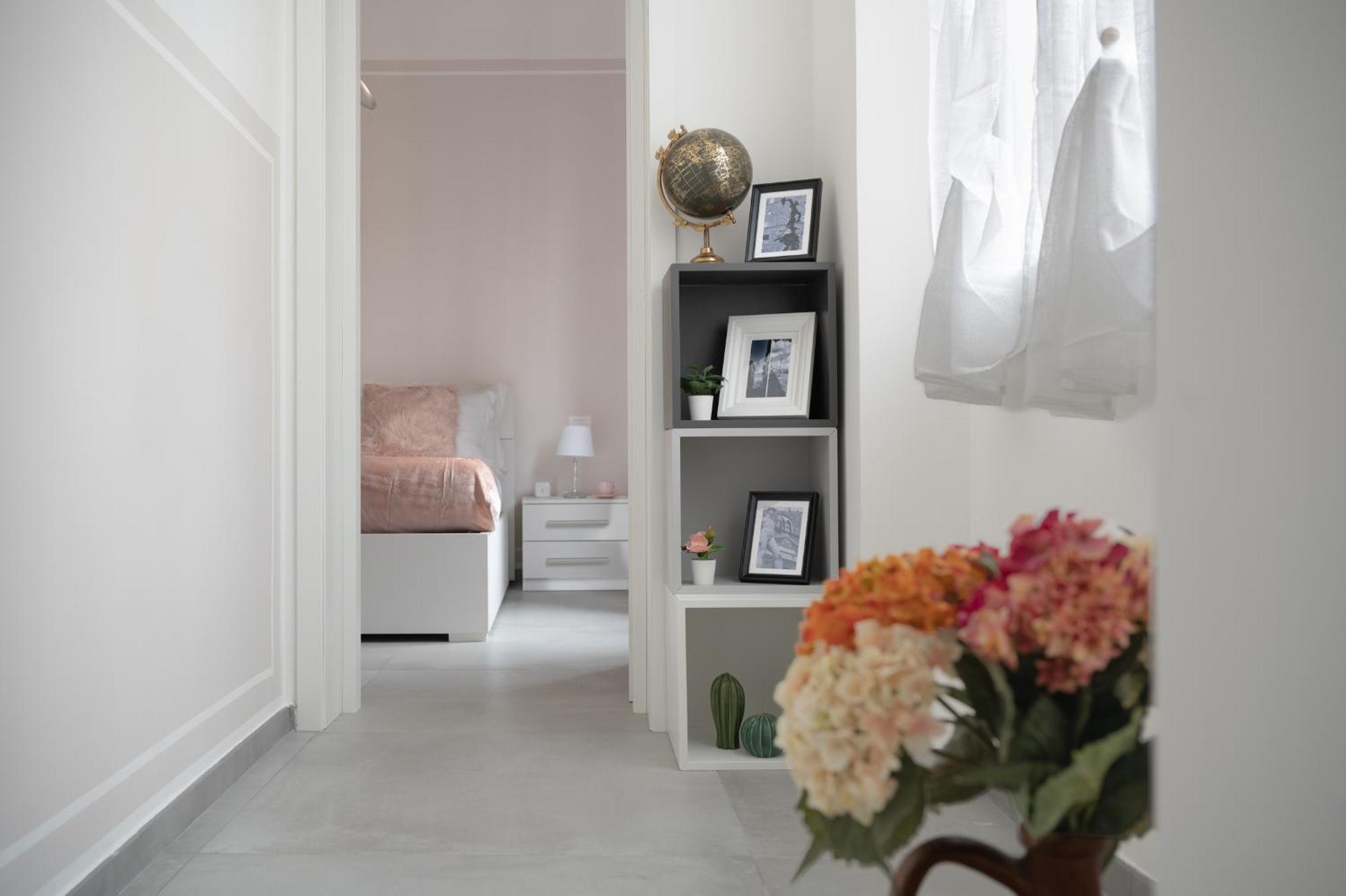 Via Ponte Alle Mosse, 19 - Florence Charming Apartments - A Chic, Newly Renovated Apartment Near Tram Leopolda, A Few Min From Downtown Esterno foto